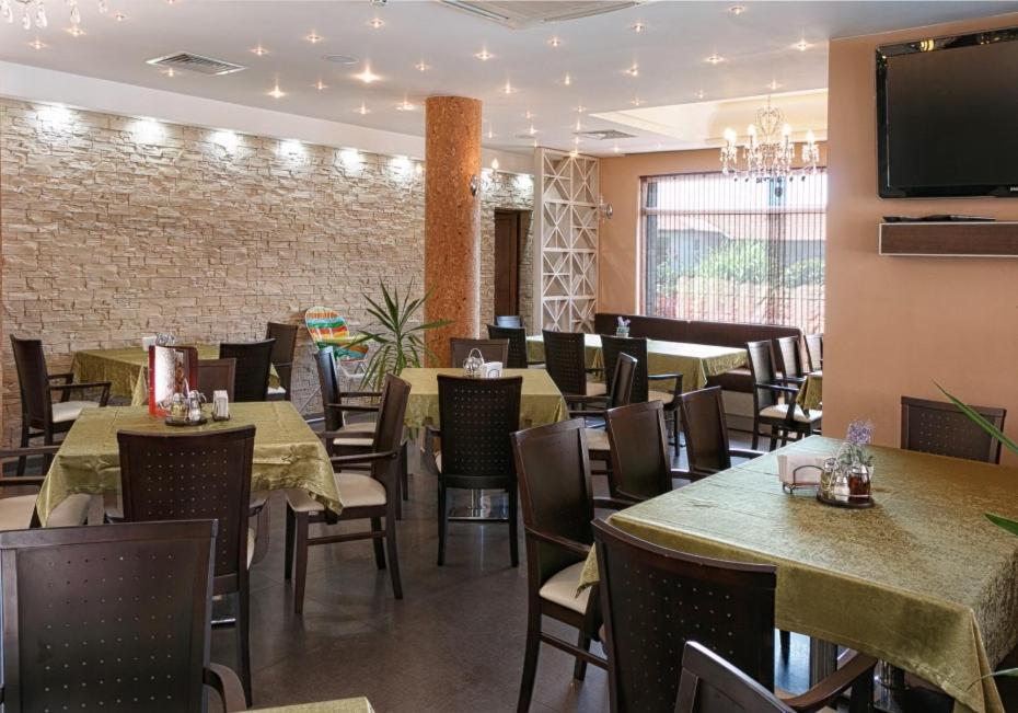 Hotel Александра Sveti Vlas Exterior foto