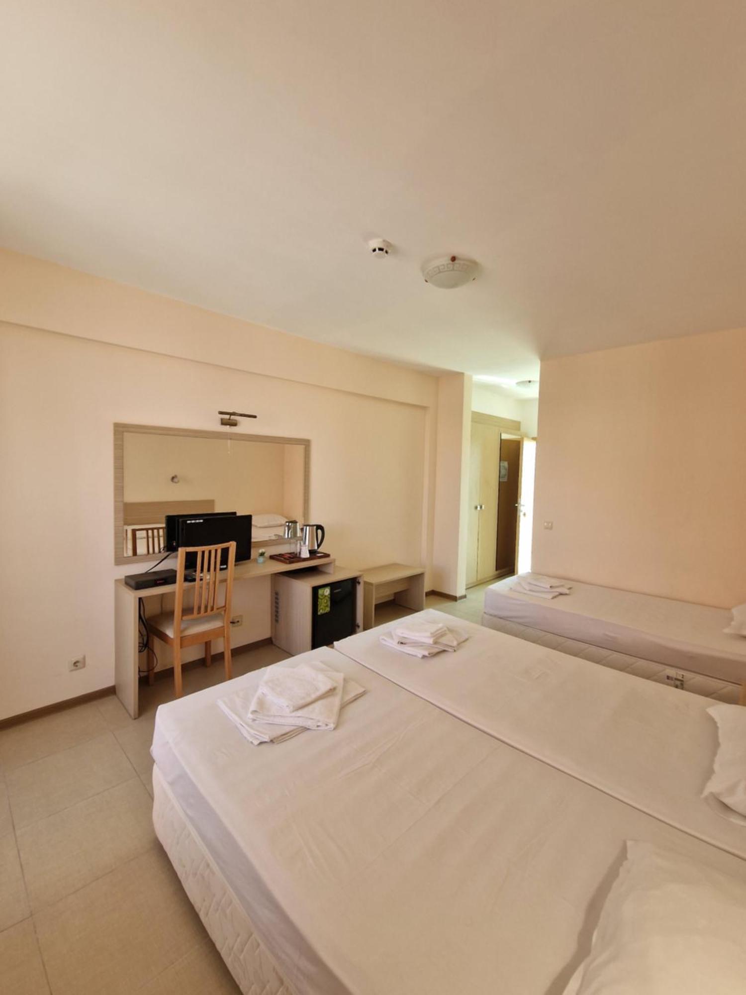 Hotel Александра Sveti Vlas Exterior foto