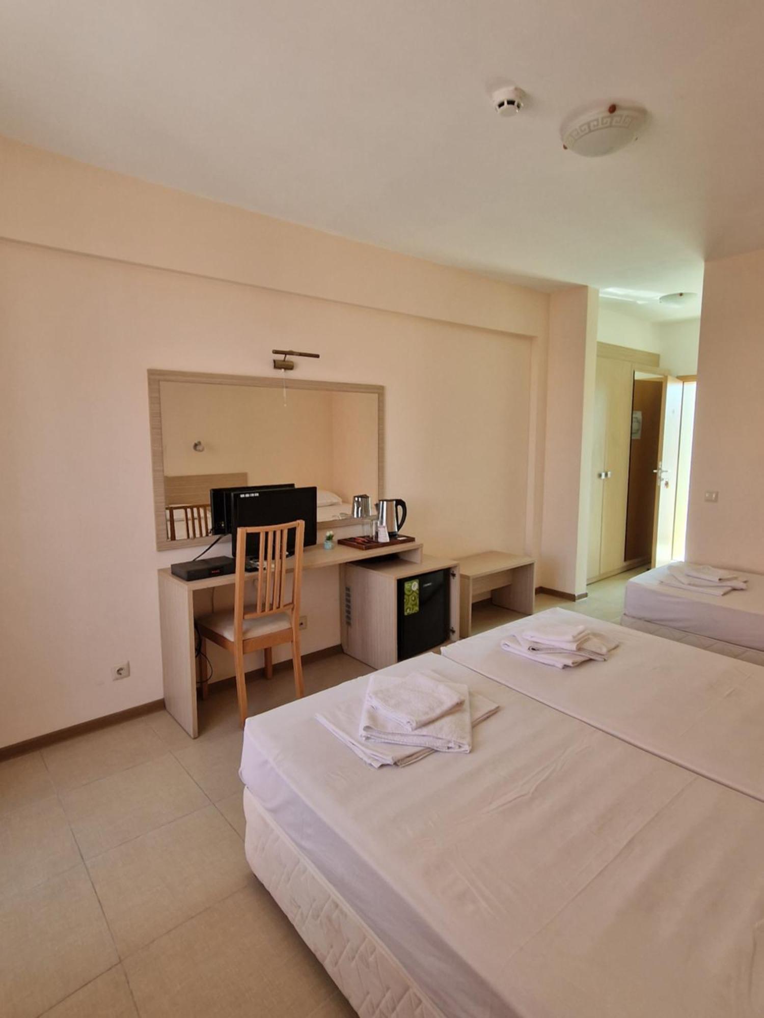 Hotel Александра Sveti Vlas Exterior foto