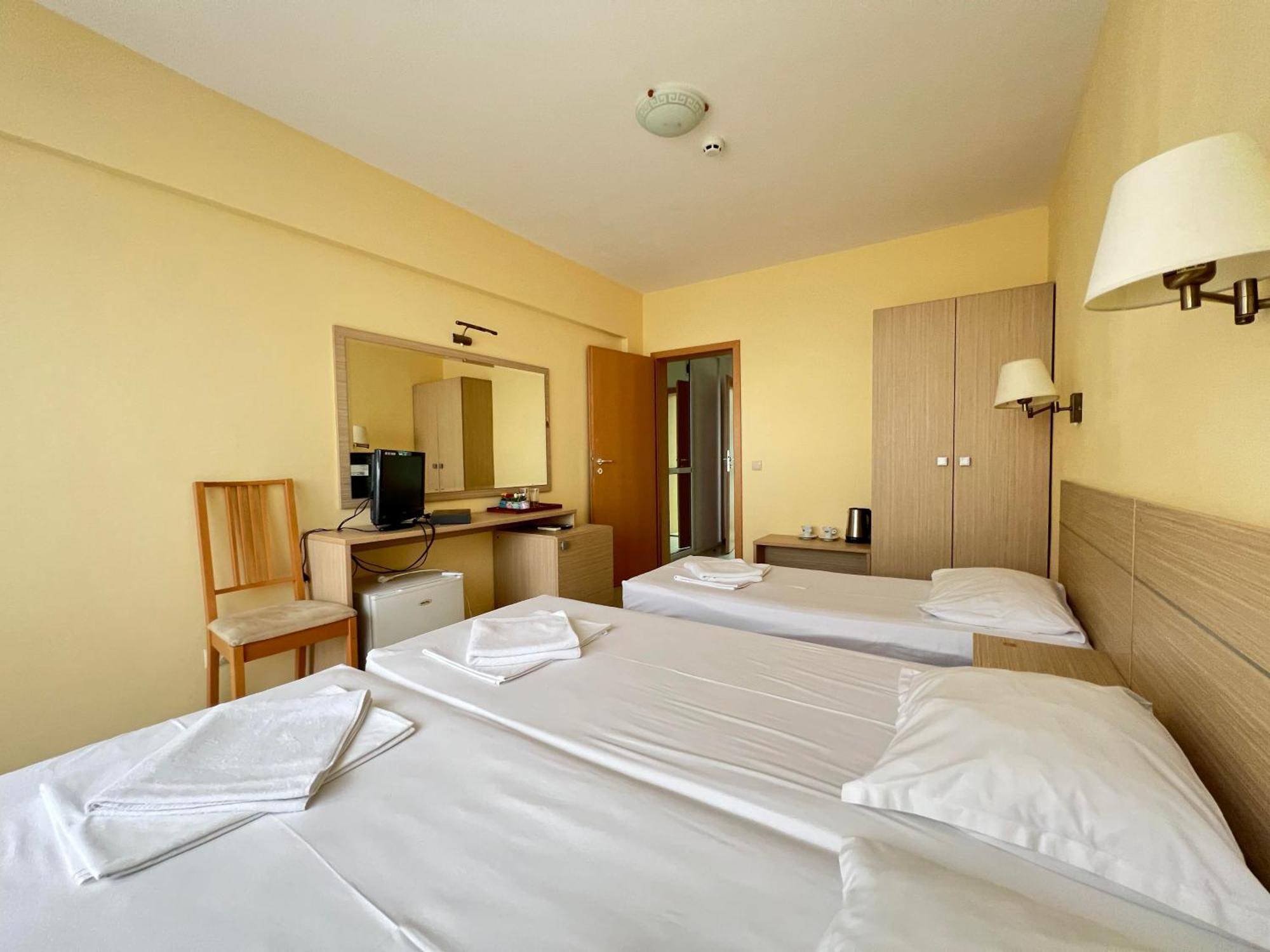 Hotel Александра Sveti Vlas Exterior foto